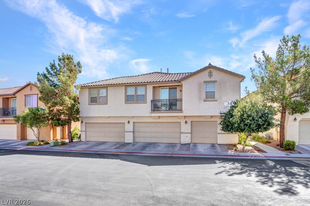 Photo 33 of 41, 6250 W Arby Avenue #162