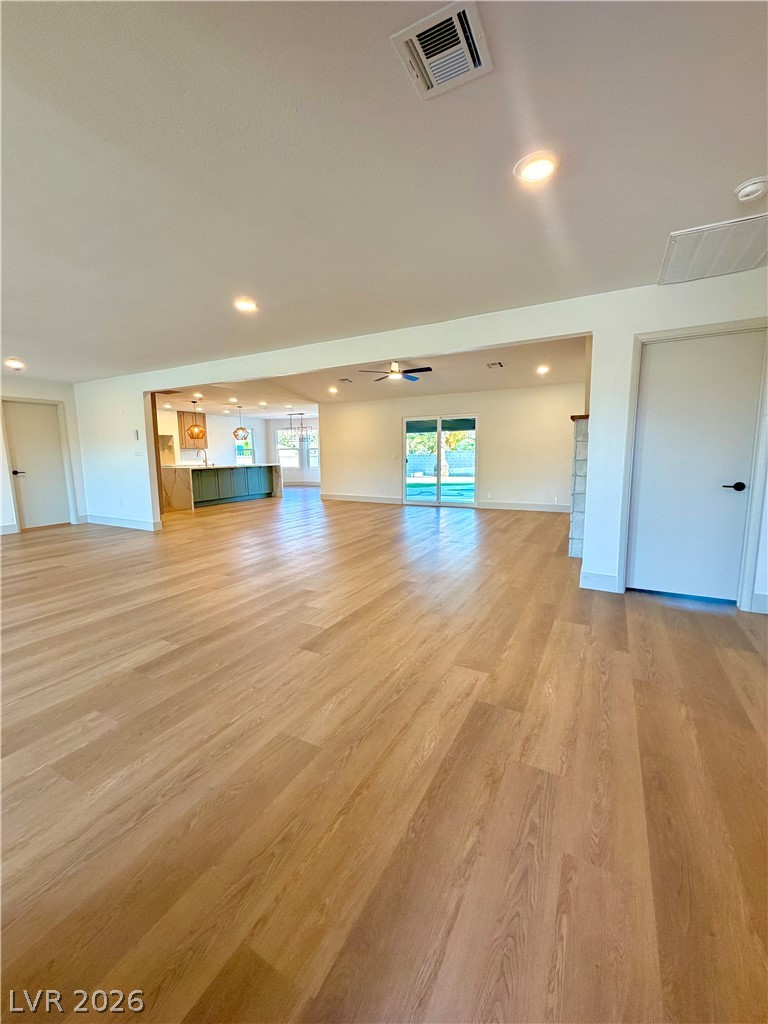 Photo 5 of 2755 S Torrey Pines Drive