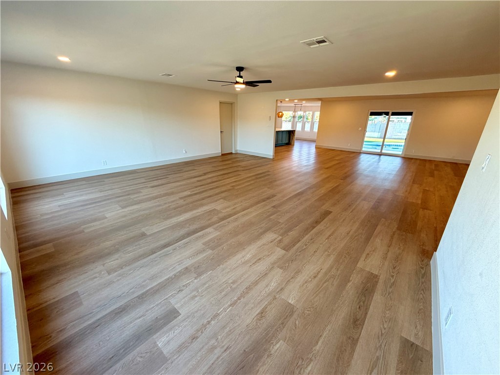 Photo 10 of 41, 2755 S Torrey Pines Drive