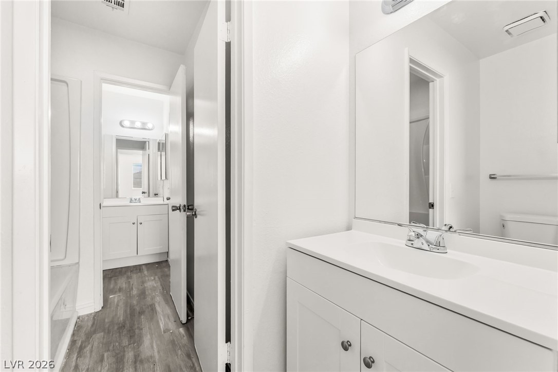 Photo 18 of 25, 3412 Mercury Street #H