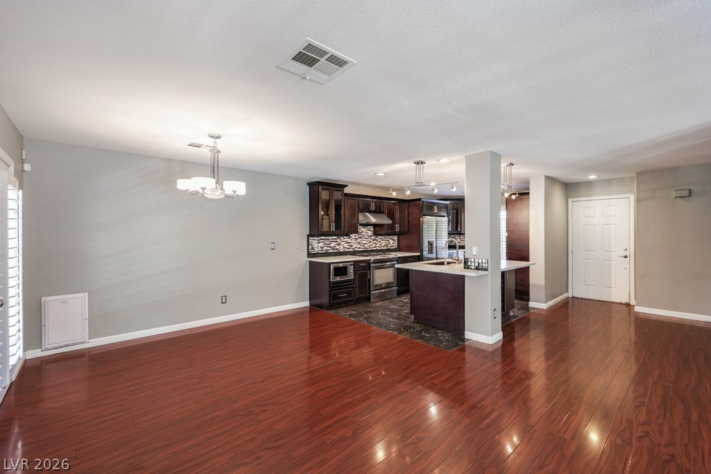 Photo 4 of 7661 Damascus Avenue