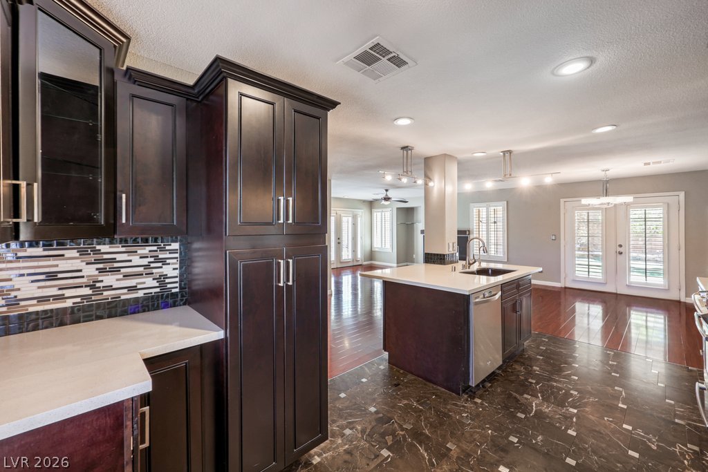 Photo 3 of 7661 Damascus Avenue