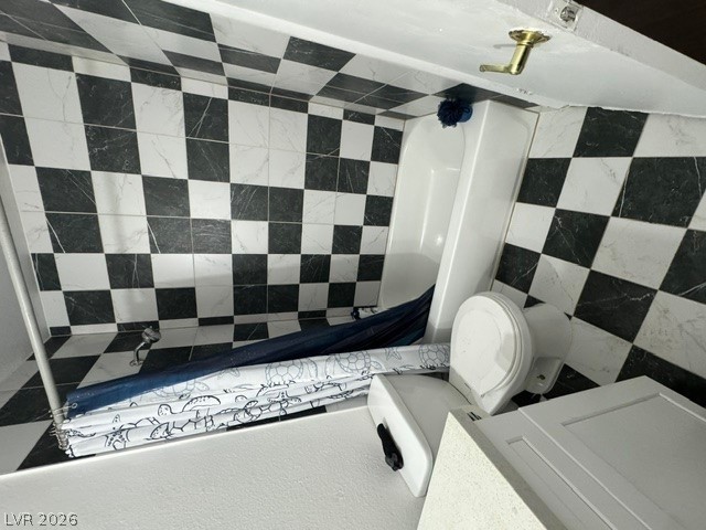 Photo 13 of 15, 4008 Edgeford Place