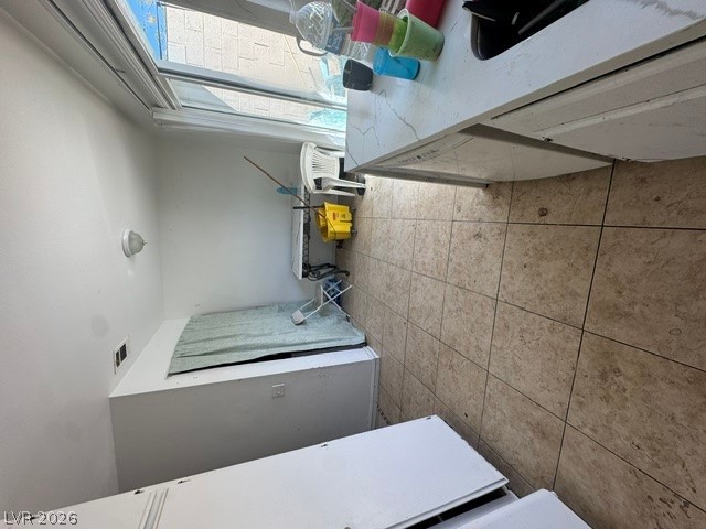 Photo 4 of 4008 Edgeford Place