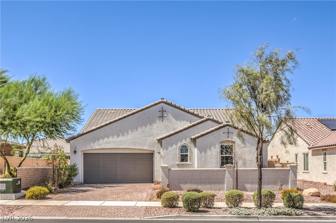 605 Cadence Vista Drive, Henderson 89011