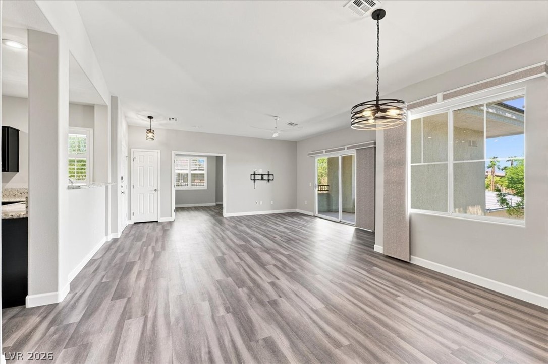 Photo 18 of 33, 1008 Domnus Lane #202