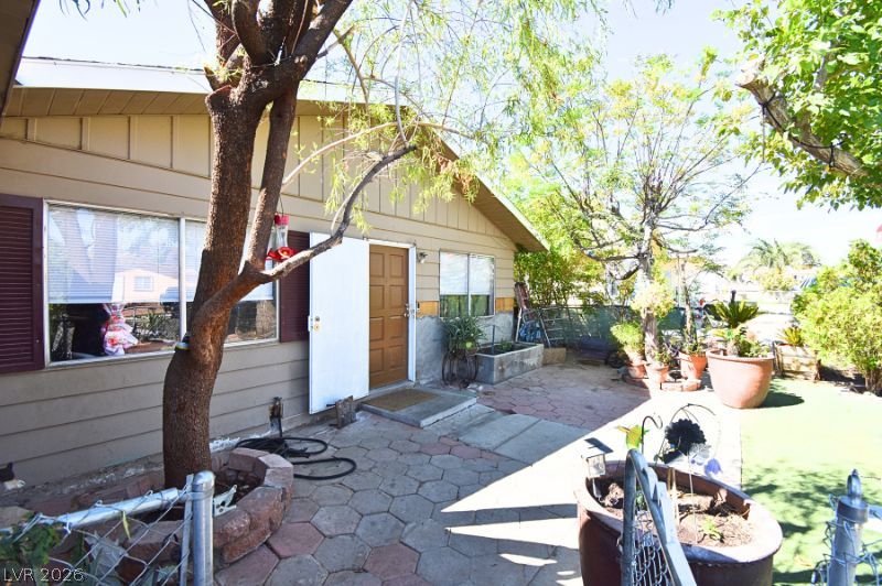 Photo 5 of 5305 Camden Avenue