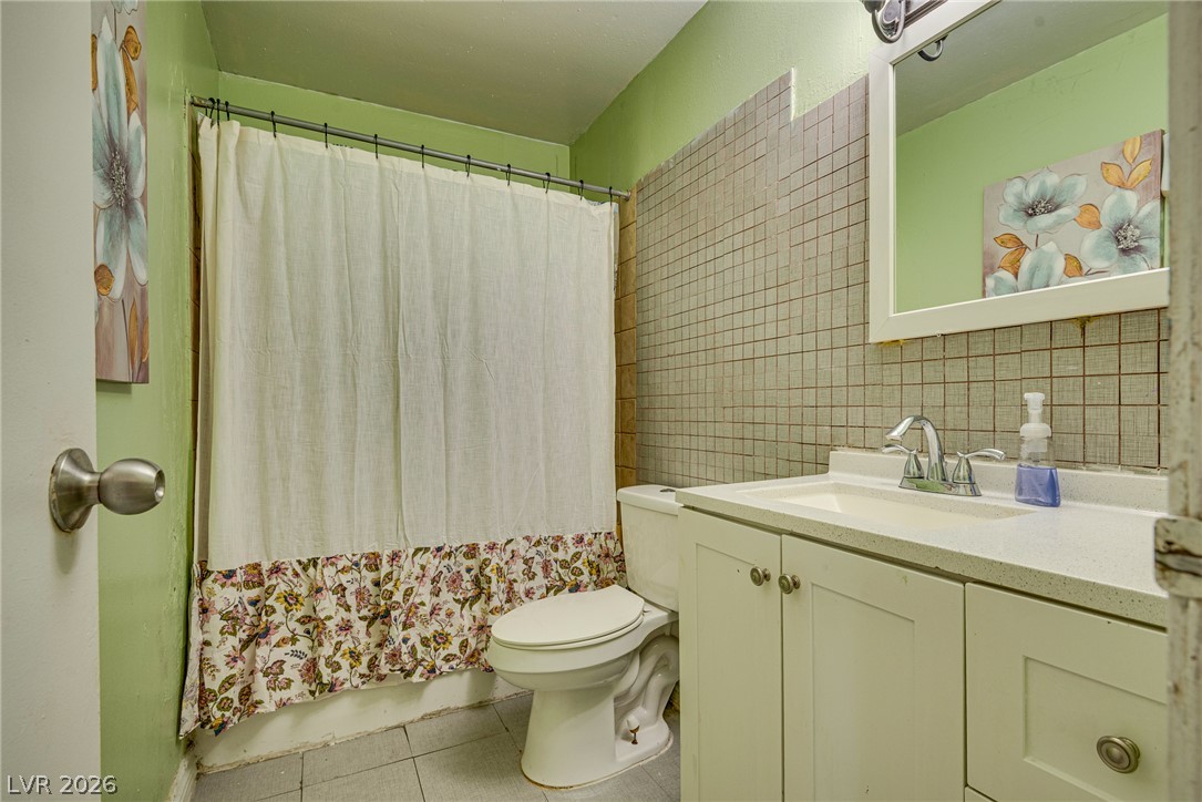 Photo 12 of 13, 5305 Camden Avenue