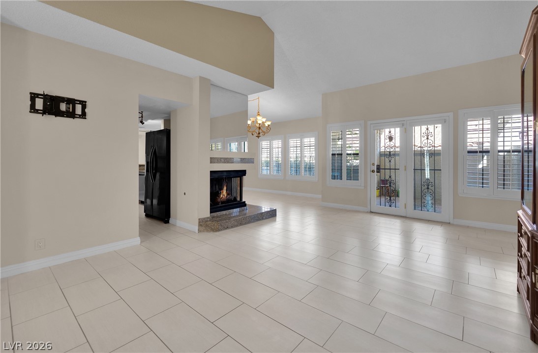 Photo 5 of 3125 La Mancha Way