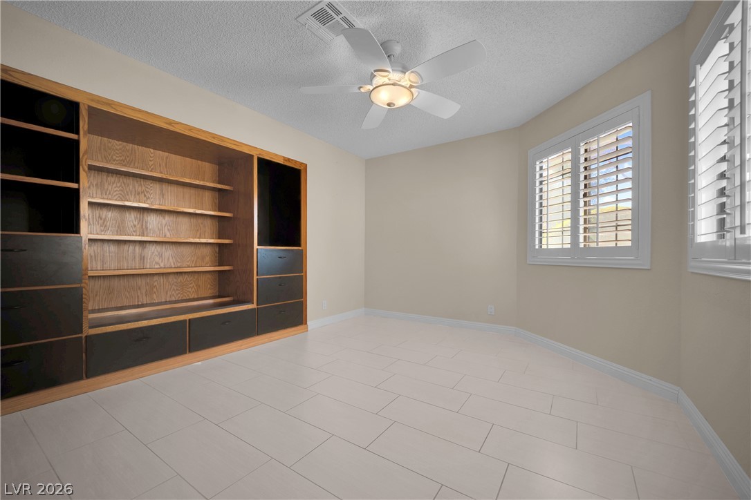 Photo 22 of 44, 3125 La Mancha Way