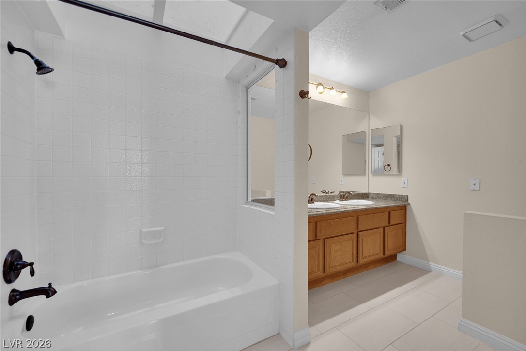 Photo 26 of 44, 3125 La Mancha Way