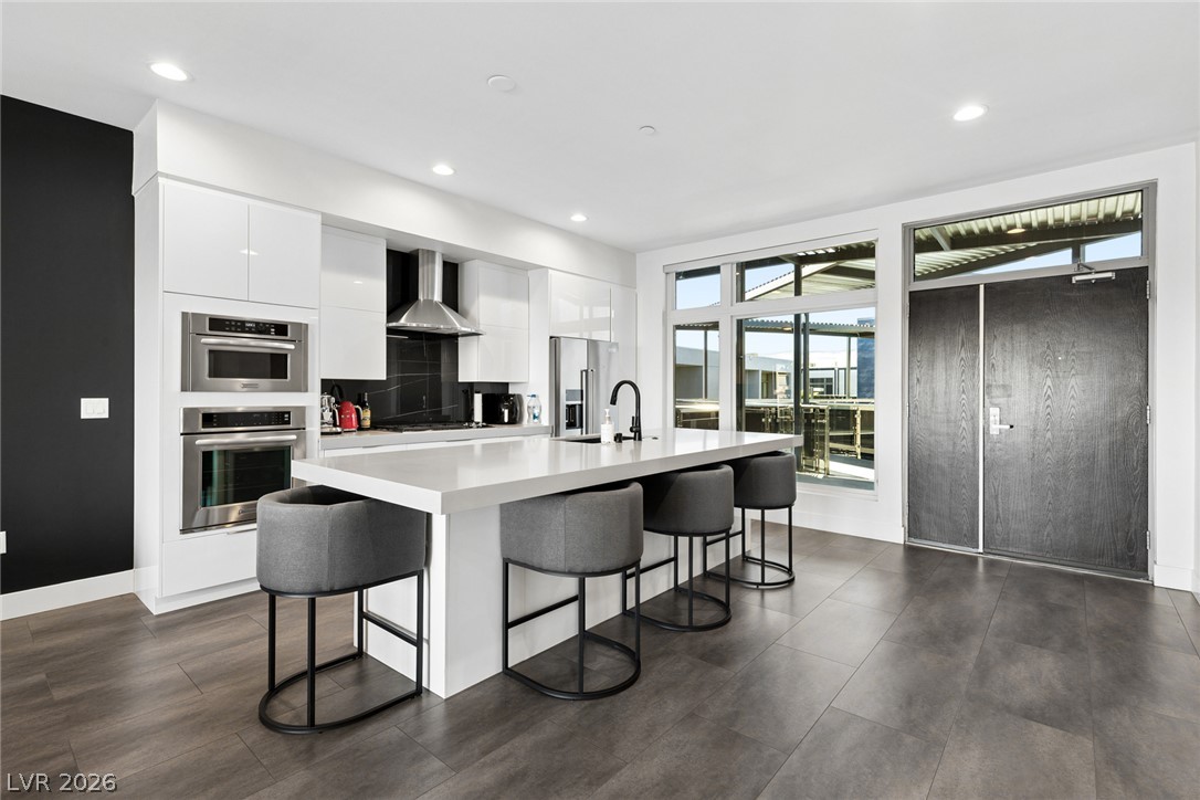 Photo 8 of 52, 8925 W Flamingo Road #325