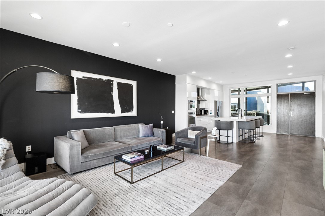 Photo 15 of 52, 8925 W Flamingo Road #325
