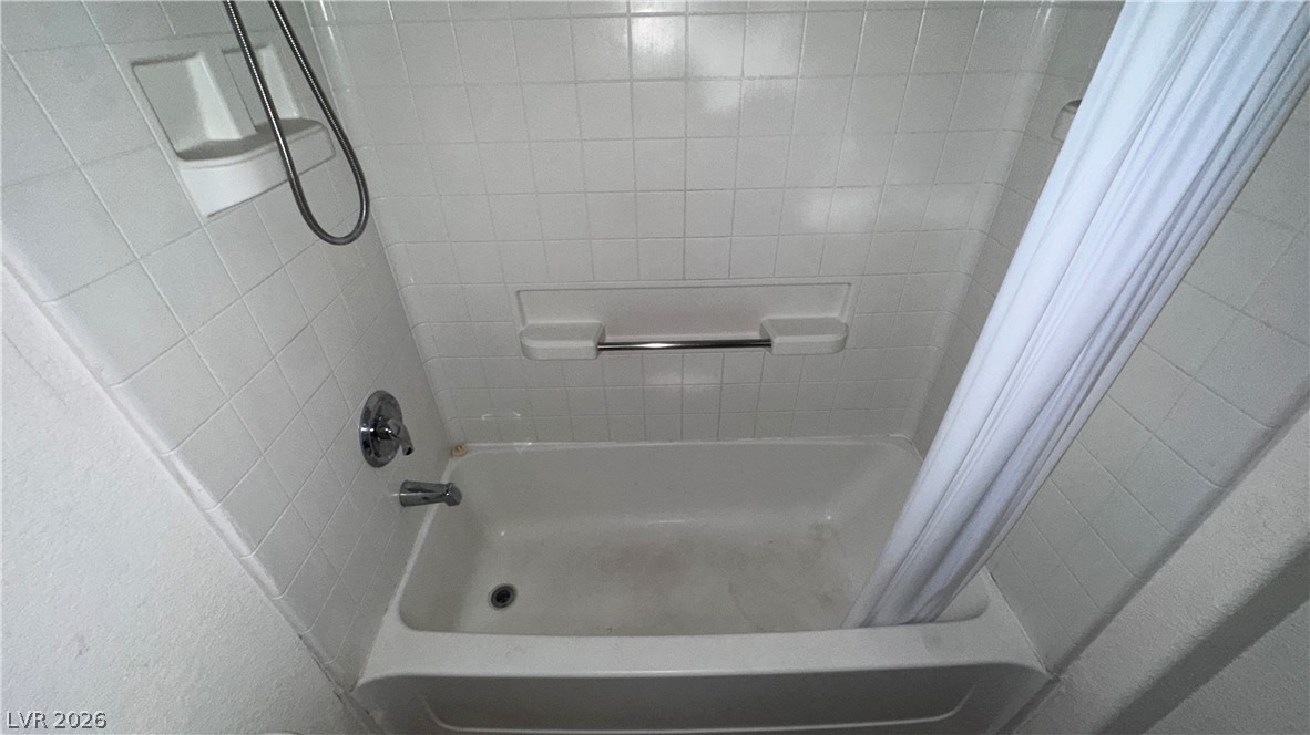 Photo 9 of 13, 4730 E Craig Road #2072
