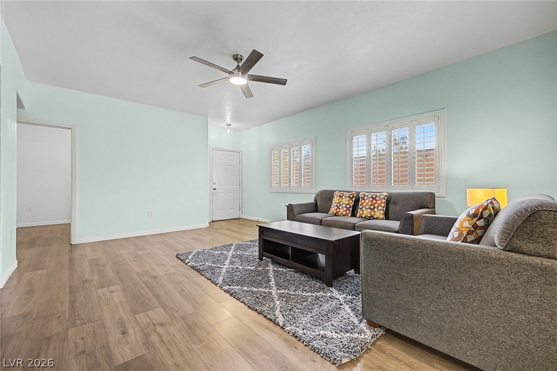 Photo 11 of 40, 2153 Quarry Ridge Street #103