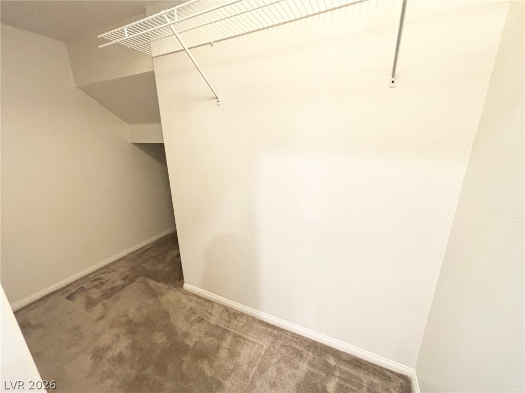 Photo 11 of 33, 2850 Alenga Street