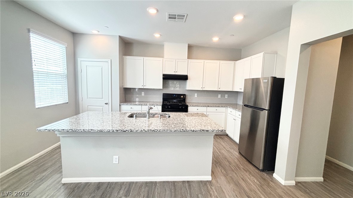 Photo 5 of 2850 Alenga Street