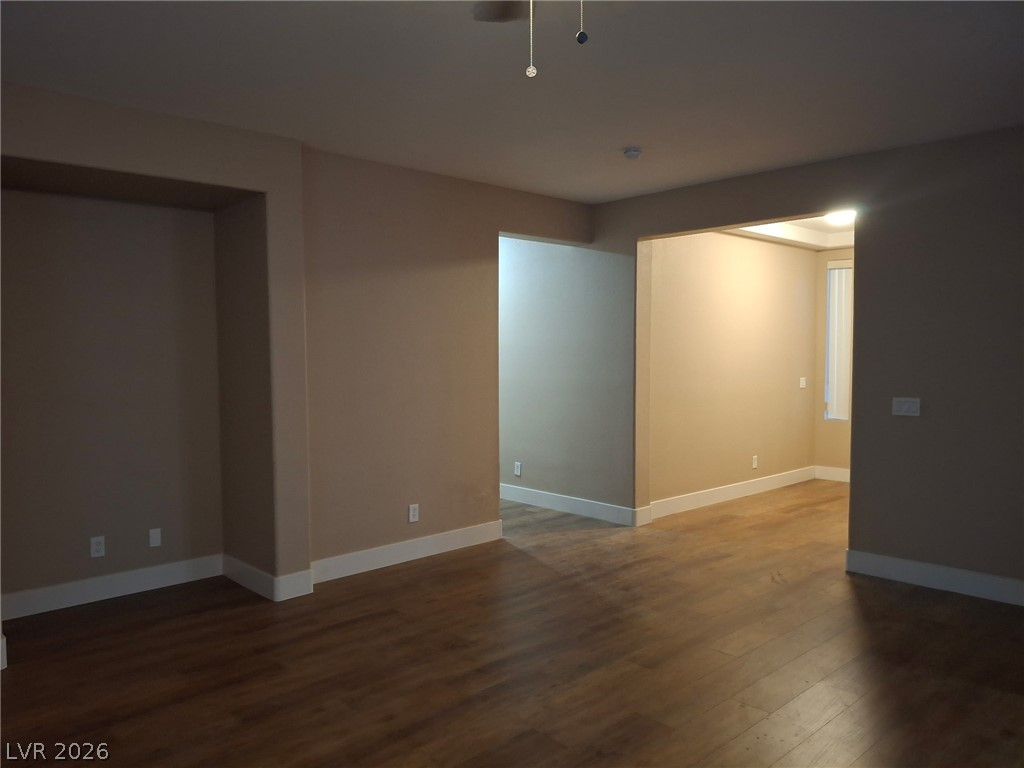 Photo 6 of 29, 4002 Champagne Wood Drive