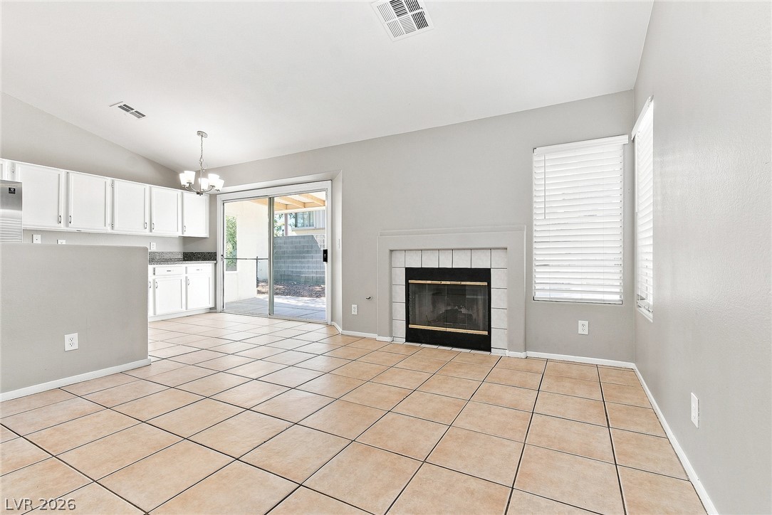 Photo 4 of 3601 Sockeye Lane