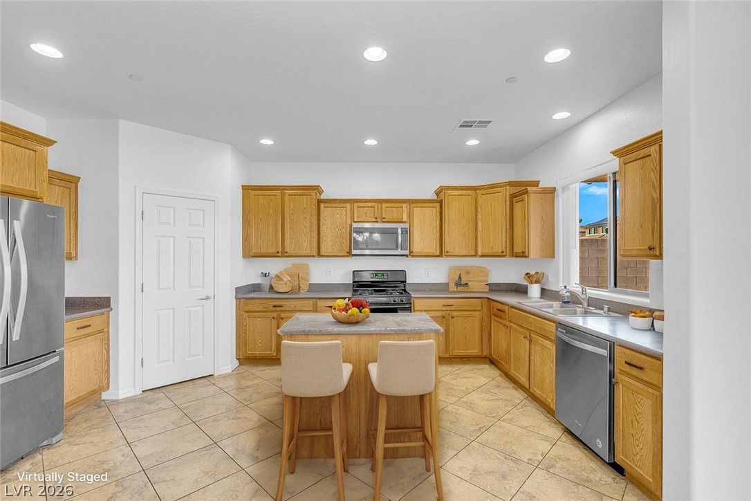 Photo 4 of 112 Newmiller Street