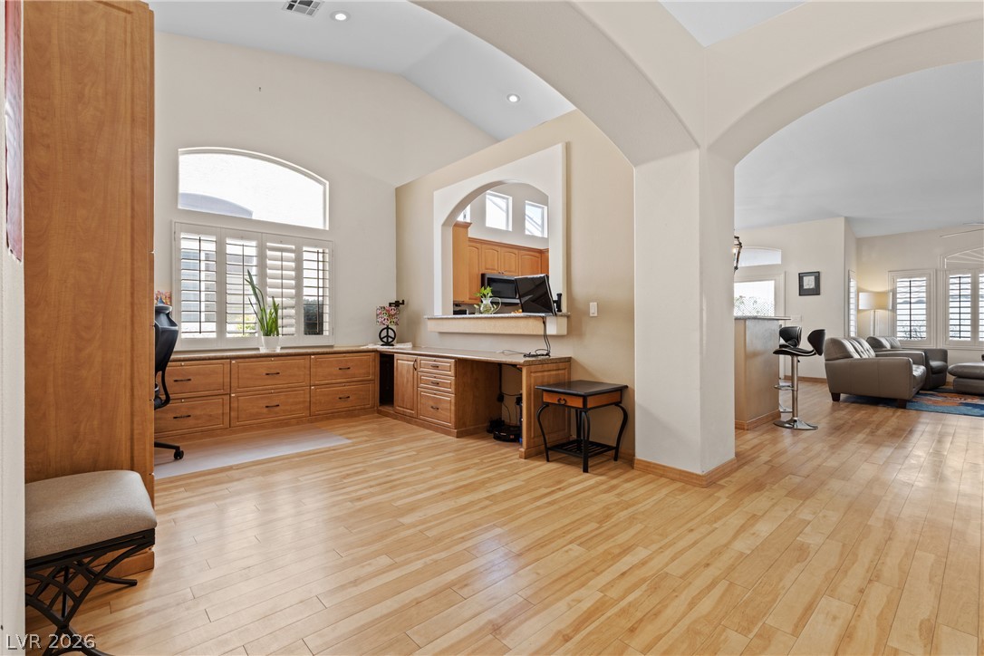 Photo 2 of 2840 Anteres Street