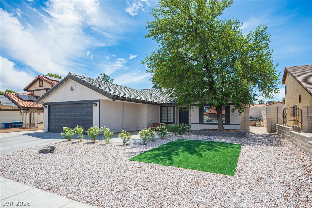 Photo 3 of 3139 Regal Oak Drive