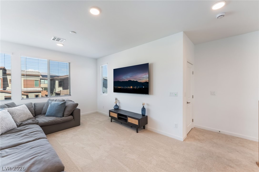 Photo 20 of 46, 1305 Crimson Sunbird Avenue