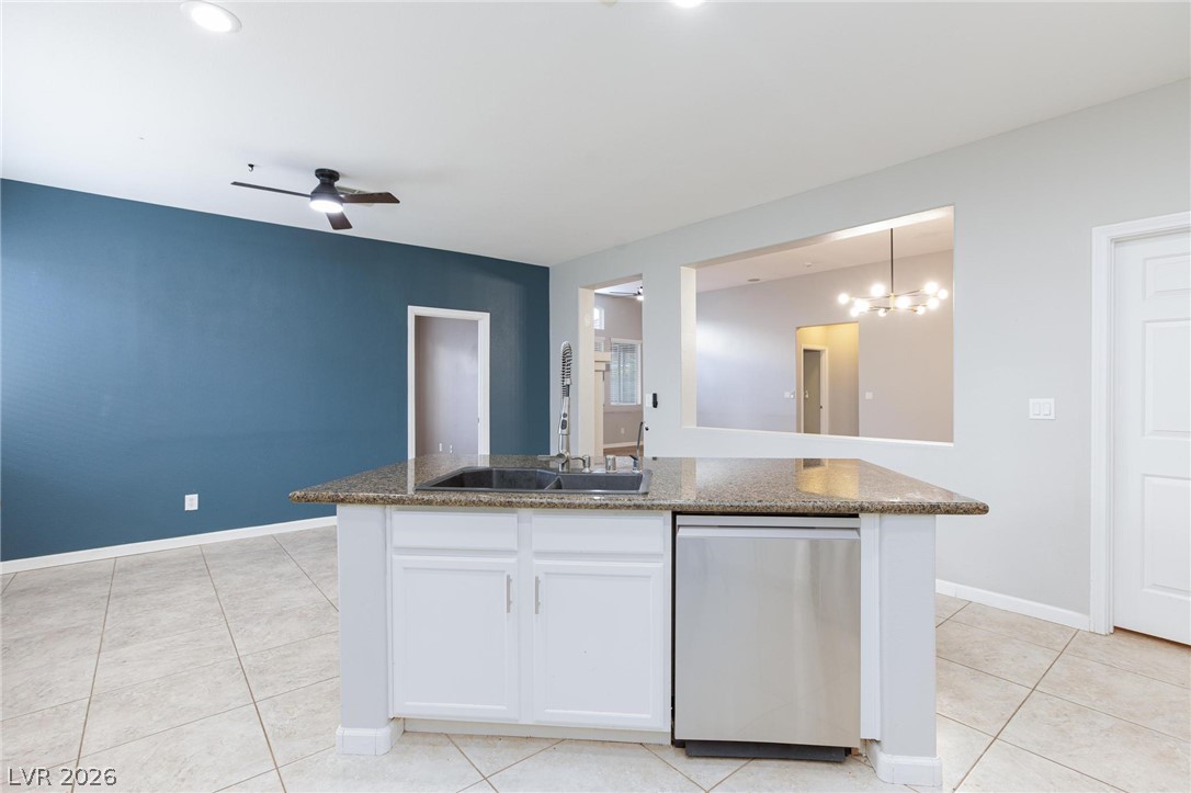 Photo 9 of 34, 5426 Saint Bernard Court