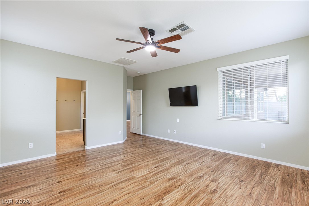 Photo 15 of 34, 5426 Saint Bernard Court