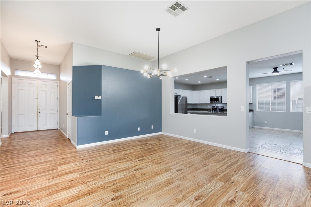 Photo 3 of 5426 Saint Bernard Court