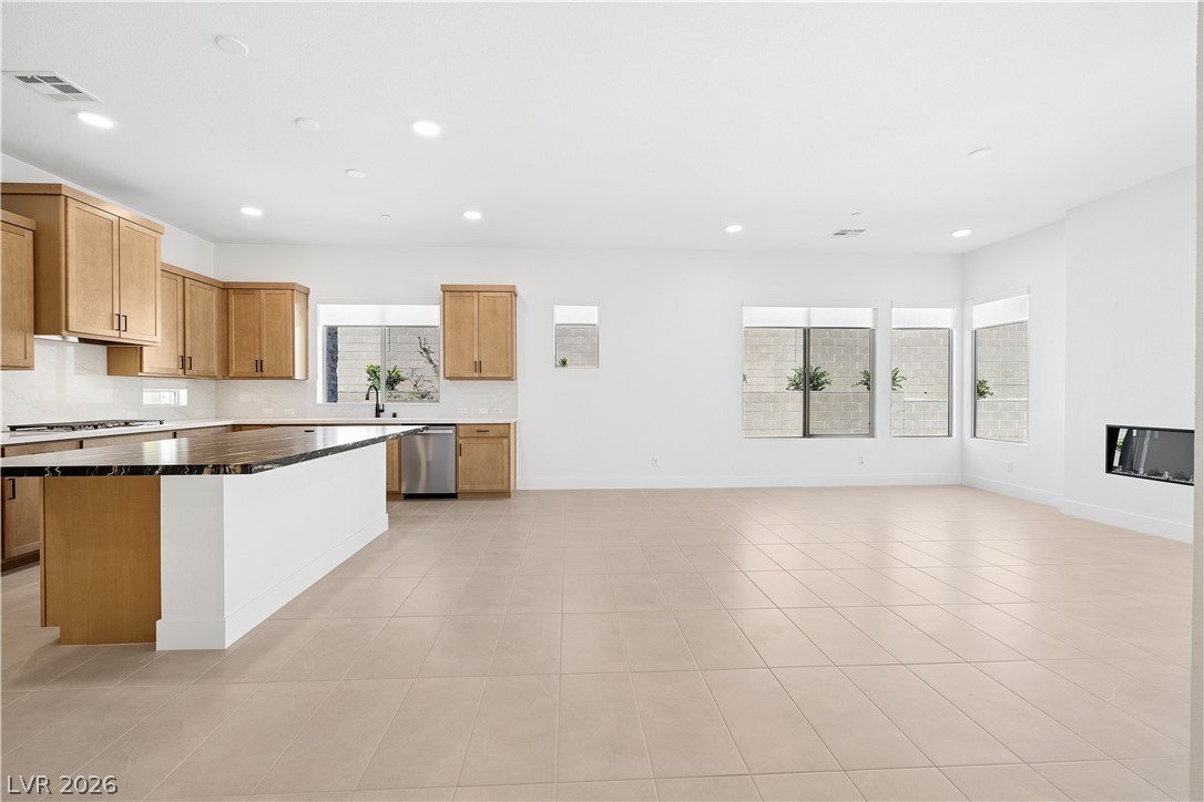 Photo 4 of 12260 Summer Bloom Lane