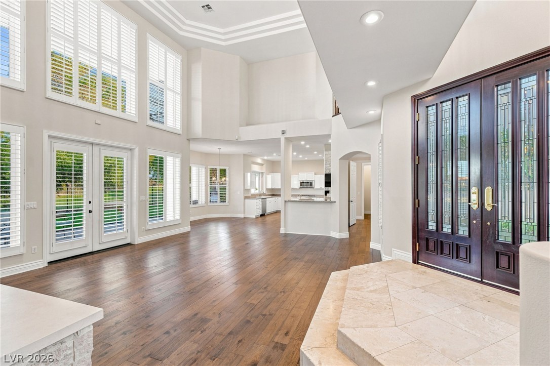 Photo 5 of 8901 Robinson Ridge Drive