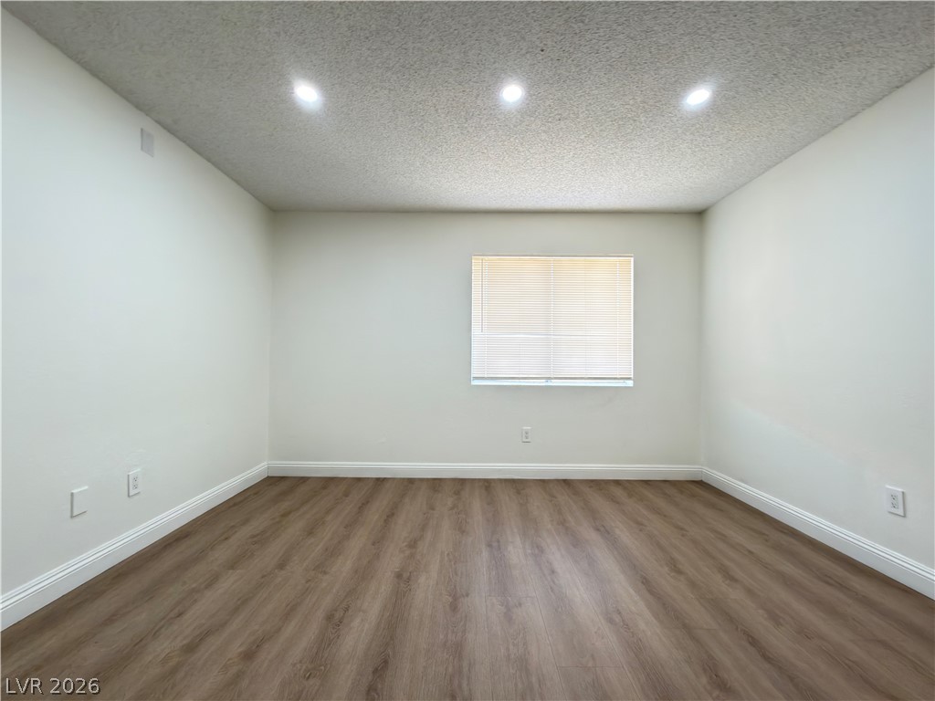 Photo 8 of 15, 3597 Arville Street #203B