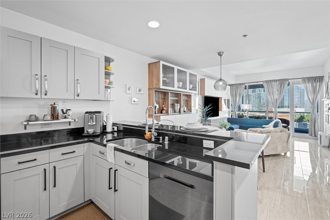 Photo 9 of 49, 4525 Dean Martin Drive #1111