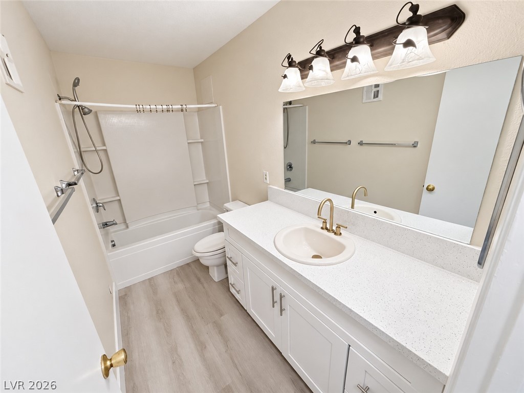 Photo 8 of 20, 3120 S Eastern Avenue #11