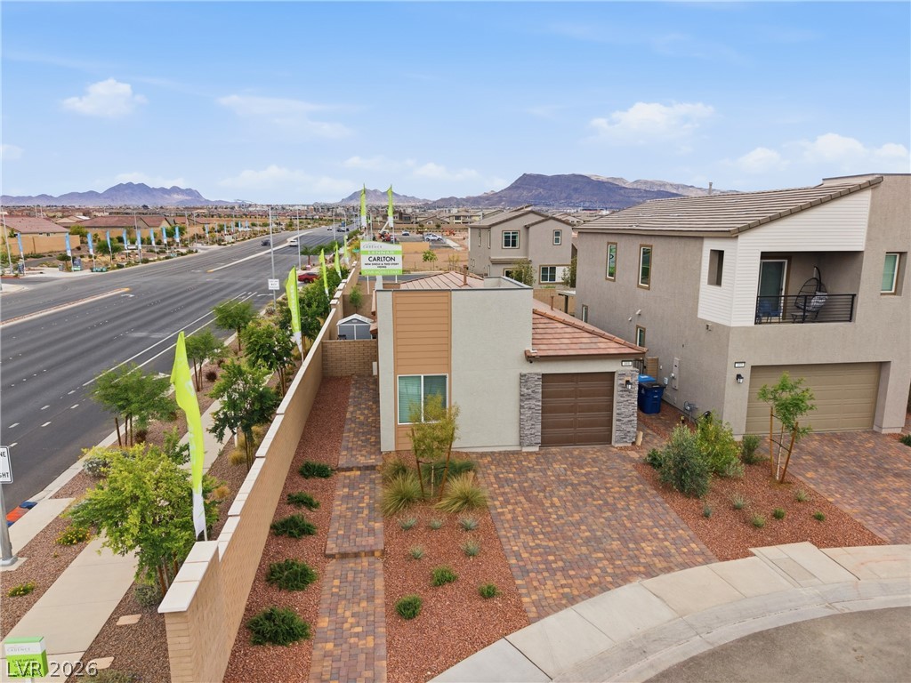 Photo 5 of 101 Cameron Chase Avenue