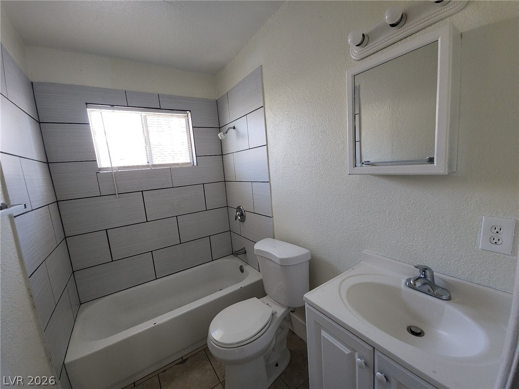 Photo 5 of 2513 Cedar Avenue