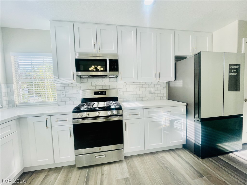Photo 10 of 29, 9224 Canalino Drive