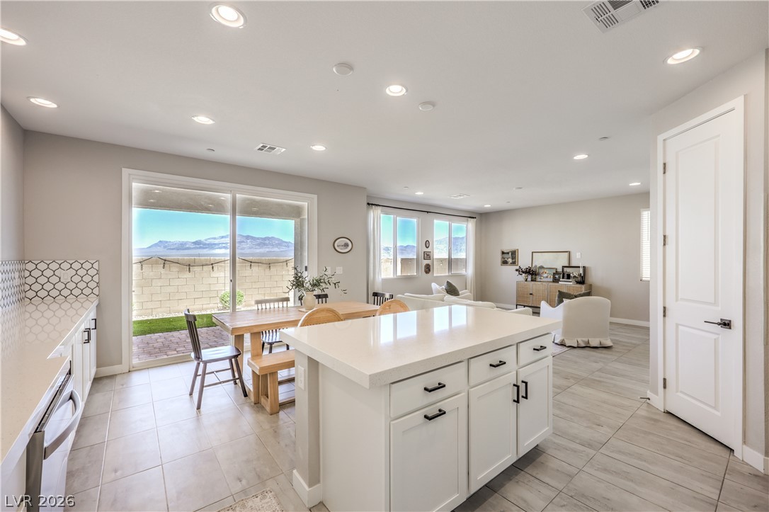 Photo 3 of 10632 Adeno Avenue