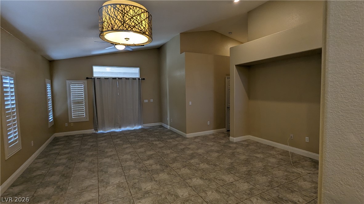 Photo 7 of 31, 7058 Palisade Grove Court
