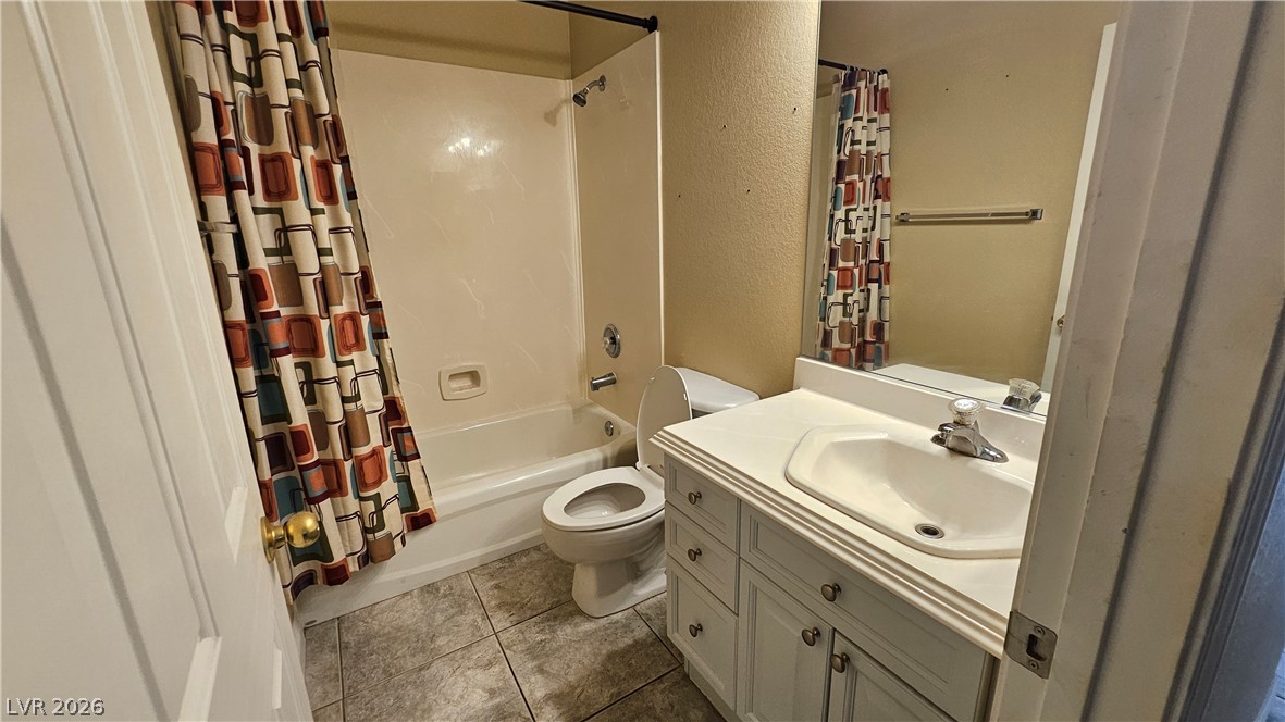 Photo 15 of 31, 7058 Palisade Grove Court