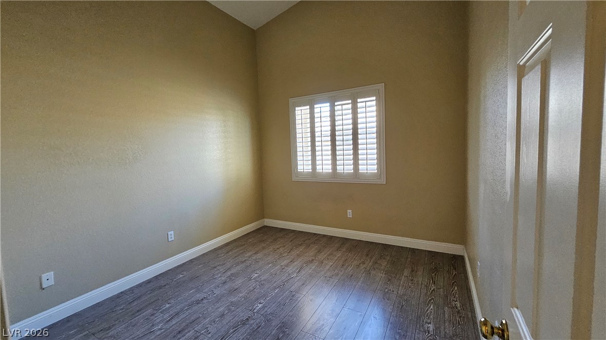 Photo 17 of 31, 7058 Palisade Grove Court