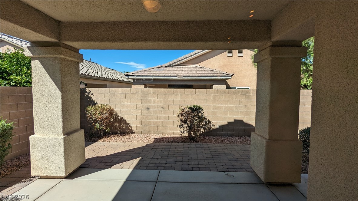 Photo 23 of 31, 7058 Palisade Grove Court