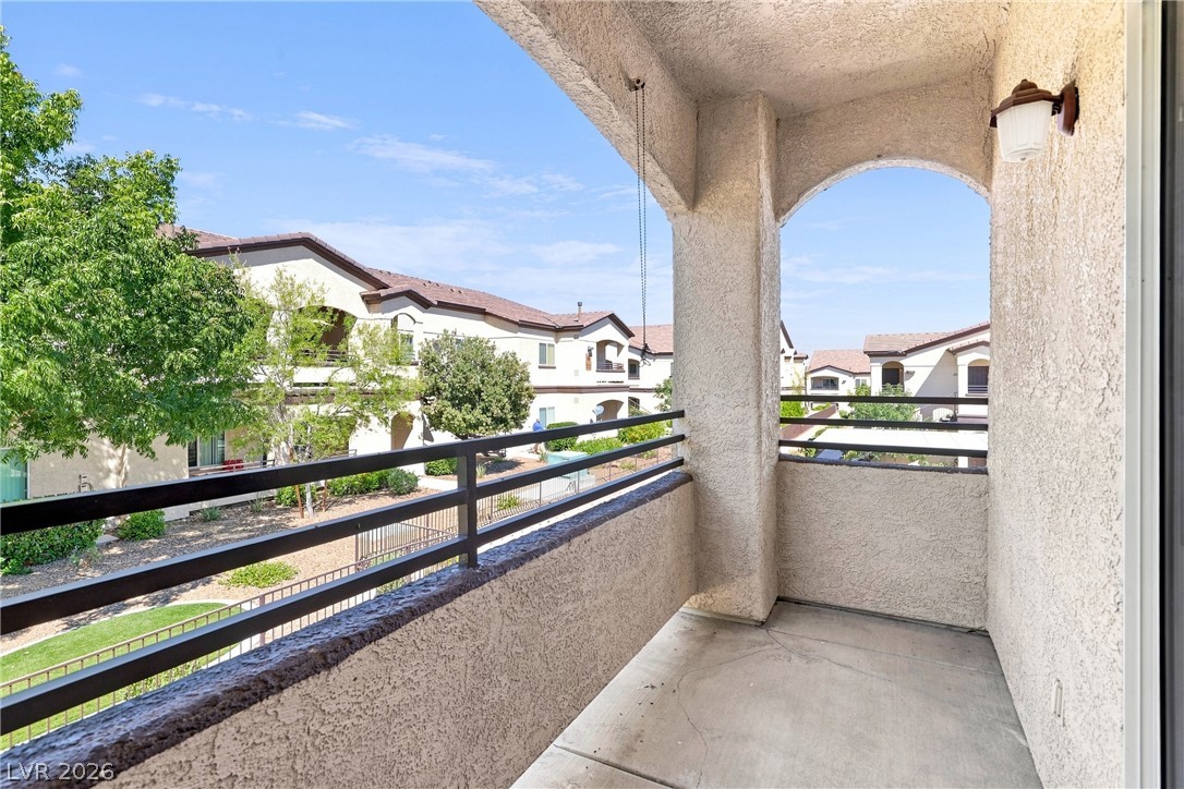 Photo 8 of 22, 2291 W Horizon Ridge Parkway #9249