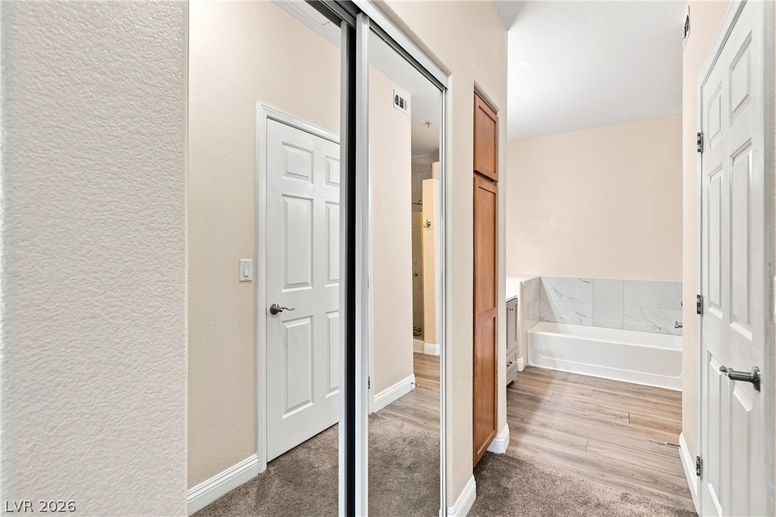 Photo 11 of 22, 2291 W Horizon Ridge Parkway #9249