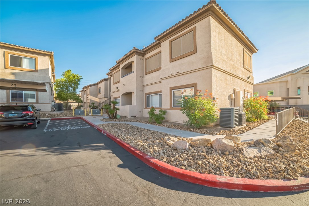 Photo 13 of 15, 8725 W Flamingo Road #137