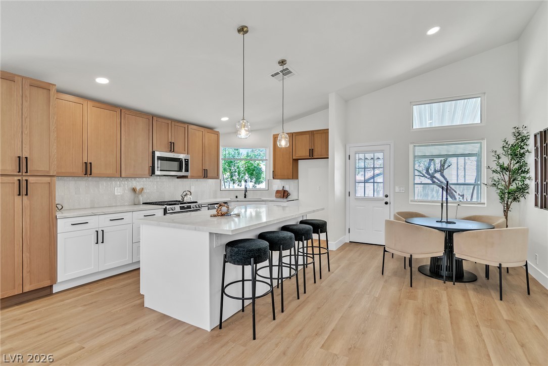 8220 Mt Brodie Circle, Las Vegas 89145