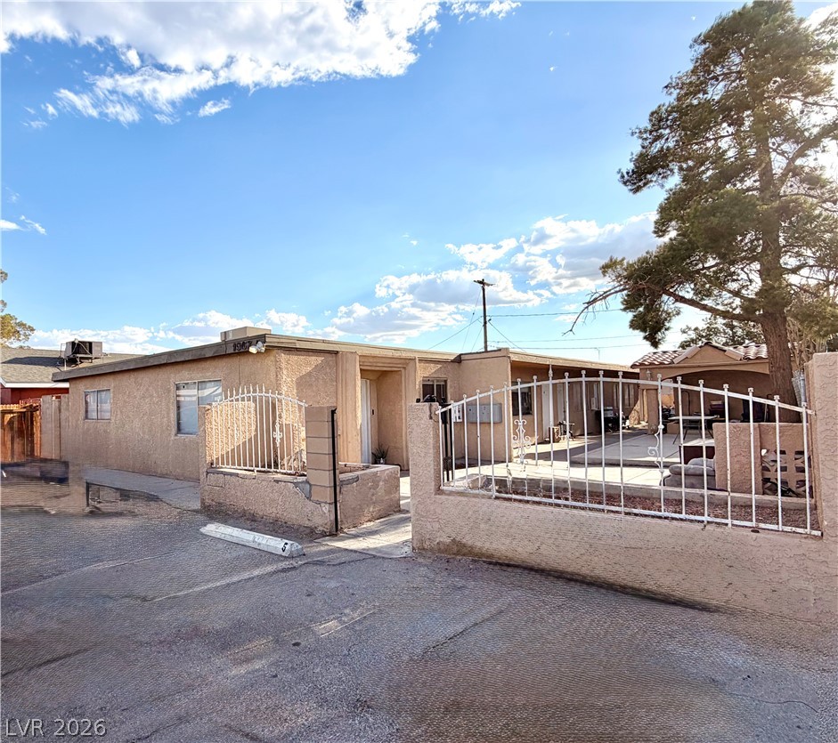1967 Linn Lane, Las Vegas
