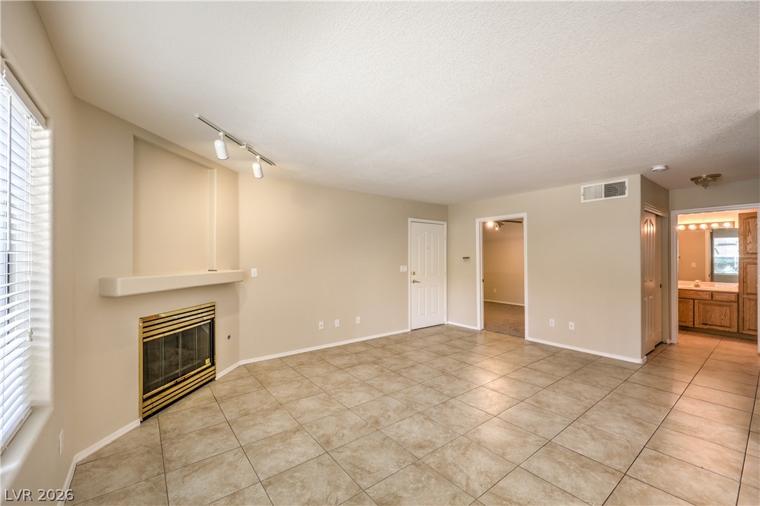 Photo 21 of 29, 700 Capri Drive #29B