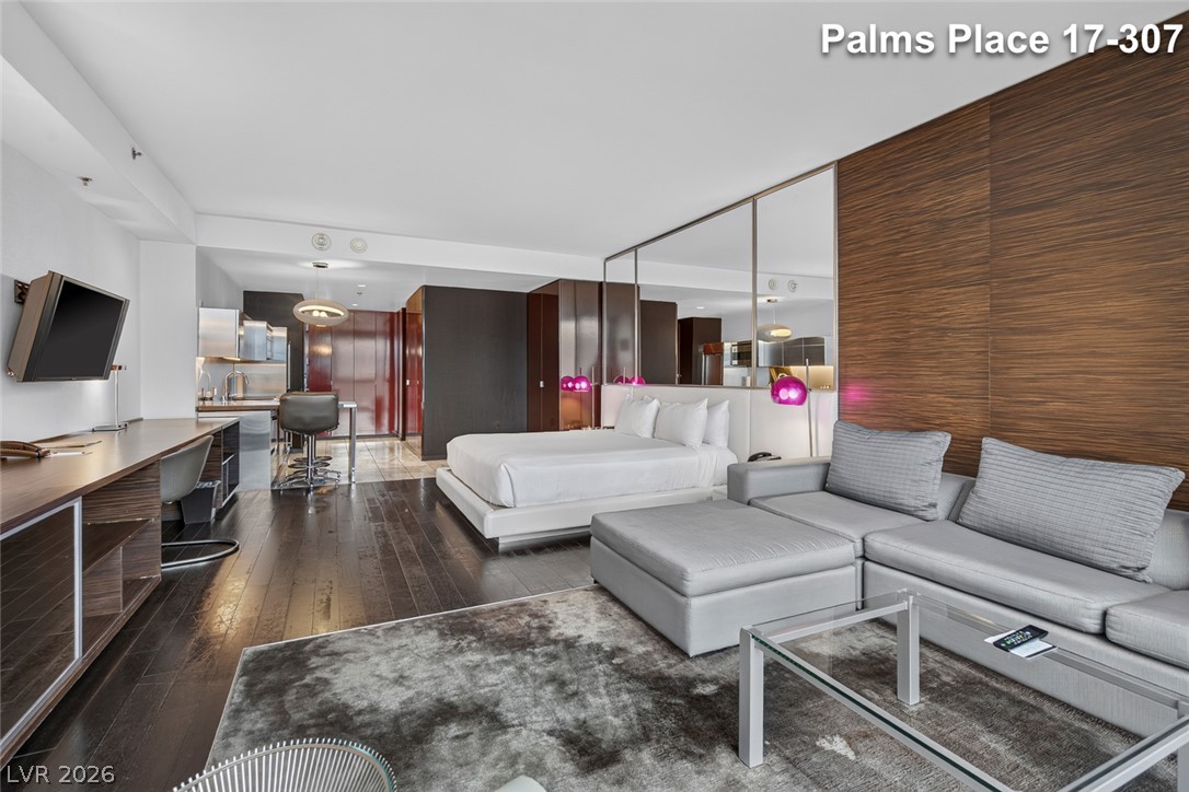 Photo 21 of 47, 4381 W Flamingo Road #1707
